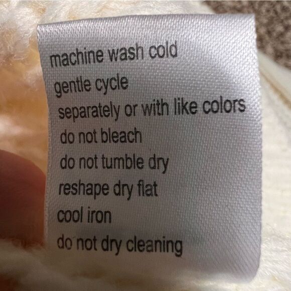 New Elsamanda Fringed Cable Knit Sweater Large Italy Off White Wool Alpaca - Picture 9 of 9